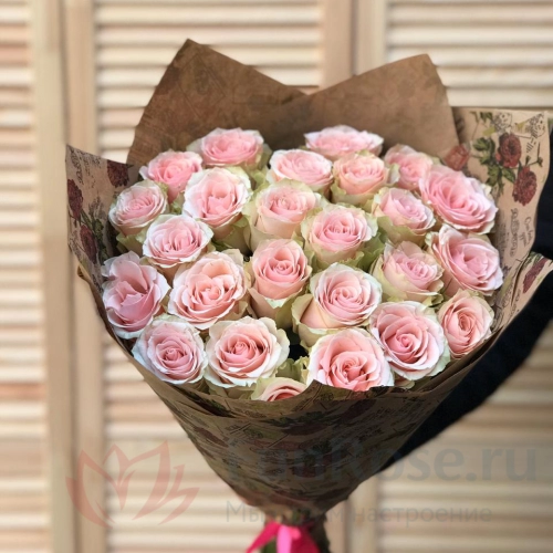 до 25 роз FunRose 25 Роз Эквадор Розовый (60 см) 