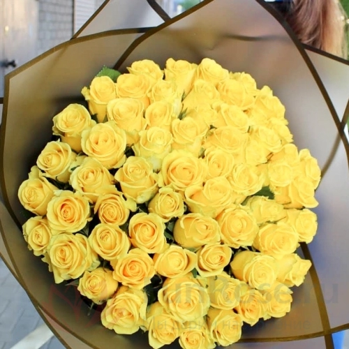 Розы FunRose 51 Роза Россия Желтая (70 см) 