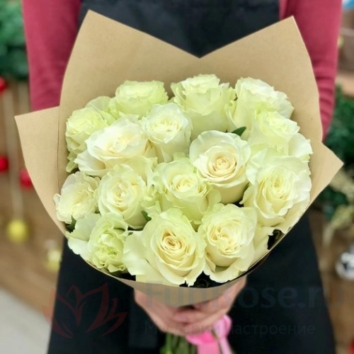 до 25 роз FunRose 15 Роз Эквадор Белый (60 см) 