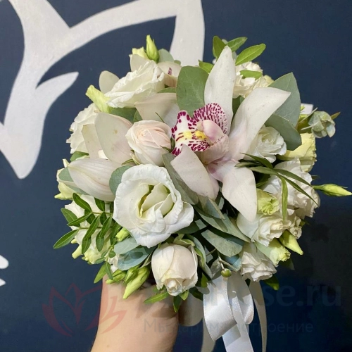 С орхидеями FunRose Букет Невесты с Розой и Гиперикумом (34 см) 