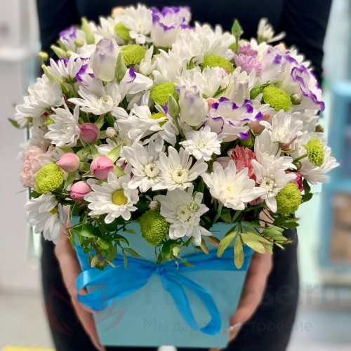 Цветы в коробке FunRose Облако в коробке (30 см) 