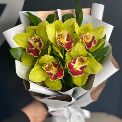 FunRose букет с орхидеями С орхидеями