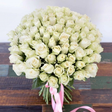 FunRose 101 Роза Кения Белая (40 см) 101 роза