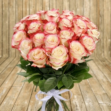 FunRose 25 Роз Эквадор Белый (70 см) до 25 роз