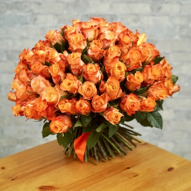 FunRose 101 Роза Кения  Оранжевых (70 см) 101 роза
