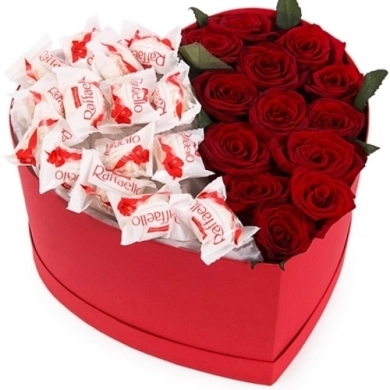 FunRose 13 Роз Ред Наоми Красный в коробке (30 см) Цветы в коробке