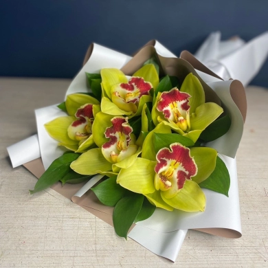 FunRose букет с орхидеями С орхидеями