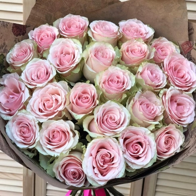 FunRose 25 Роз Эквадор Розовый (60 см) до 25 роз